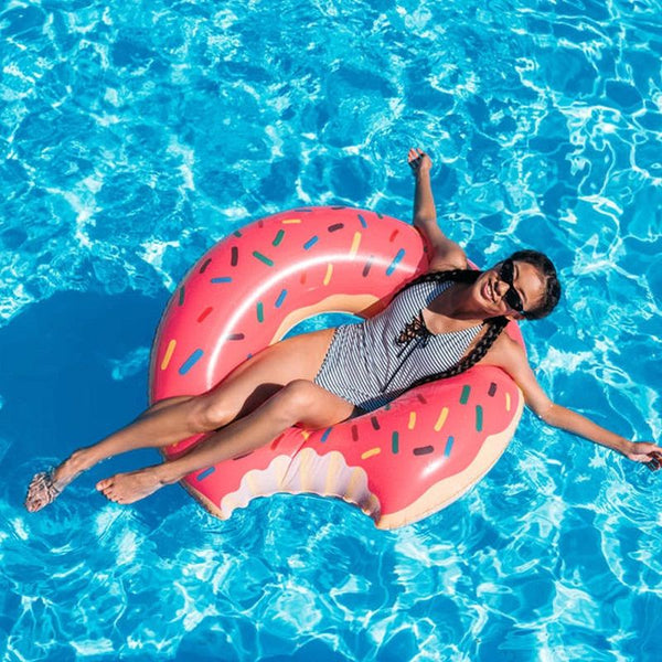 Bouée donuts piscine