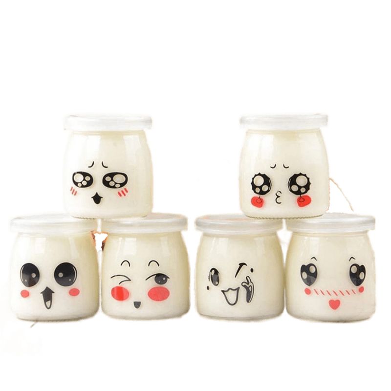 Petits pots en verre bébé